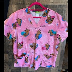 Large Scooby Doo scrub top